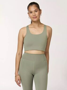 girlfriend collective Racerback Sports Bra in Green